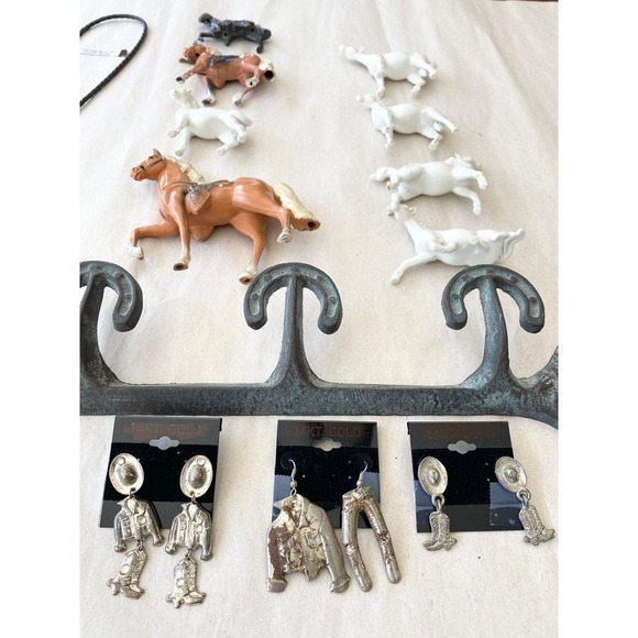 Horses Earring Horseshoe Coat/Hat Wall Hanger (entire lot) Equestrian